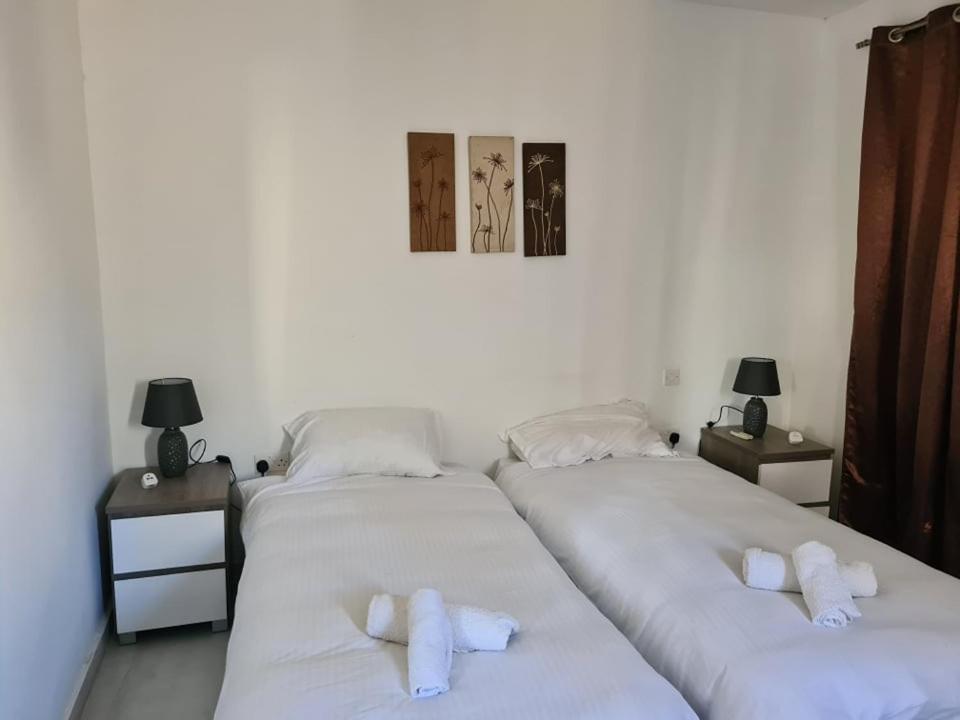 St Julians Central 2 Bedroom Apartment Saint Julian's ภายนอก รูปภาพ