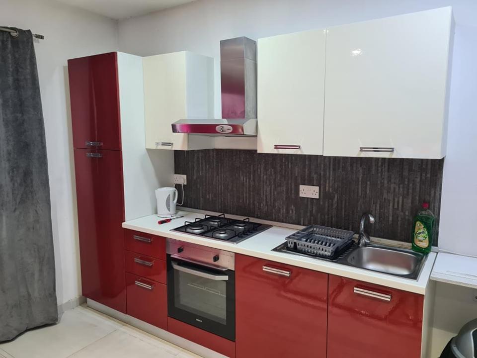 St Julians Central 2 Bedroom Apartment Saint Julian's ภายนอก รูปภาพ